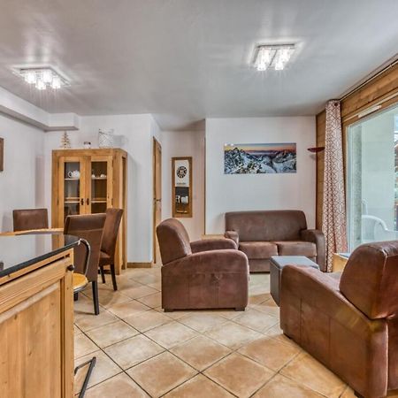 Villa Vallet- Newly Renovated 2 Bedroom Nestled Just Off The Main Street Chamonix Bagian luar foto